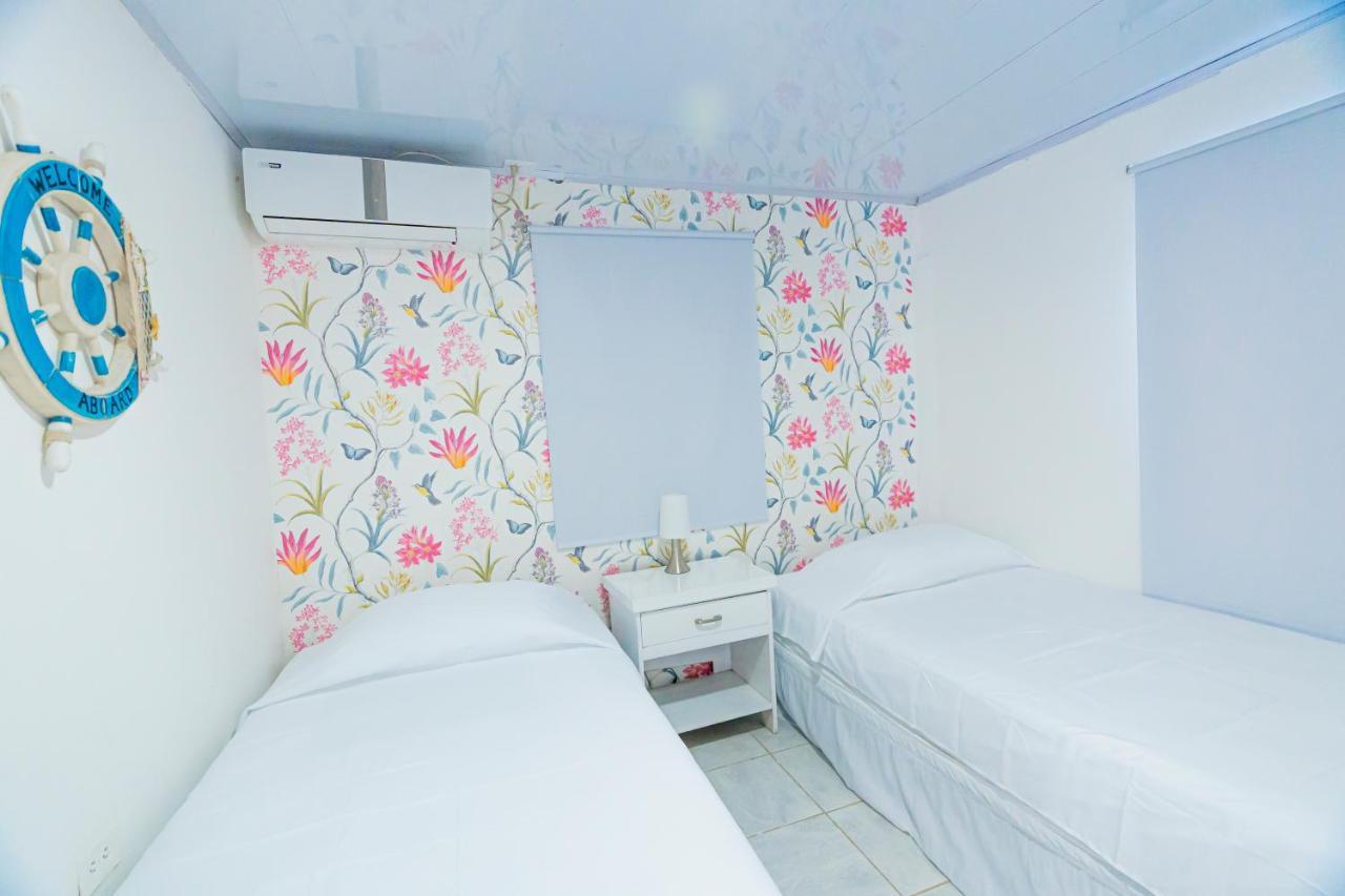 Salt Wata Aparthotel Fresh Water Bay Bagian luar foto